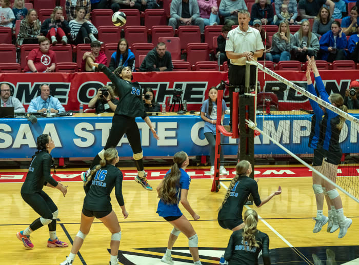 Hamilton Southeastern Castle Illinois girls volleyball 11-4-23 Julie L Brown 24073